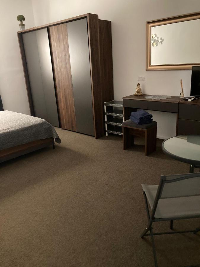 Boutique Rooms Sliema Esterno foto
