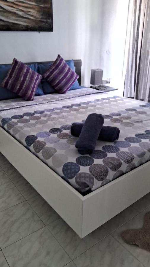 Boutique Rooms Sliema Esterno foto